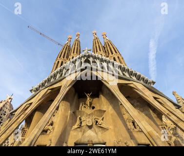 Passionsfassade der Basilika Sagrada Familia Stockfoto