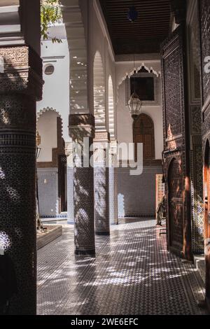 Innenhof des Riad in Fès, Marokko, Afrika Stockfoto