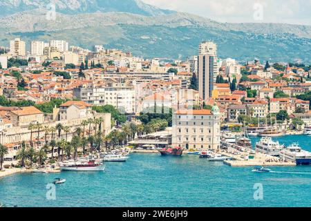 Kroatien, Kreis Split-Dalmatien, Split, City Marina im Sommer Stockfoto