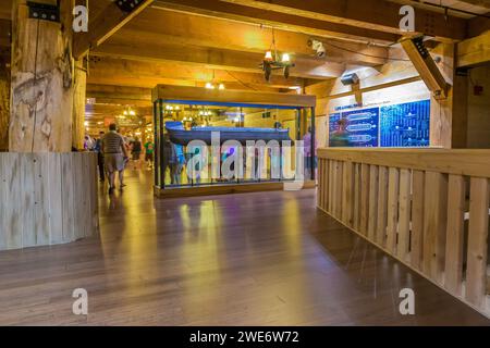 Die lebensgroße Nachbildung von Noah's Ark at the Ark Encounter ist eine historische Attraktion in der Nähe von Williamstown, Kentucky Stockfoto