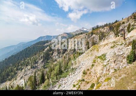 Blick auf den Rendezvous Mountain von der Jackson Hole Aerial Tram in Jackson, Wyoming Stockfoto