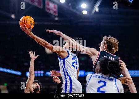 23. Januar 2024: Kentucky Wildcats Wagner (21) schießt gegen die South Carolina Gamecocks im SEC Basketball Matchup in der Colonial Life Arena in Columbia, SC. (Scott Kinser/CSM) Stockfoto