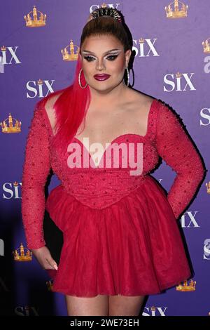 London, Großbritannien. Januar 2024. Hannah Conda nimmt an The Red Carpet: Gala Night for the Six the Musical im Vaudeville Theatre in London Teil. Quelle: Siehe Li/Picture Capital/Alamy Live News Stockfoto