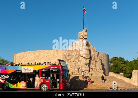 Das berühmte Monumento à la Patria am Paseo Montejo, Merida, Mexiko Stockfoto