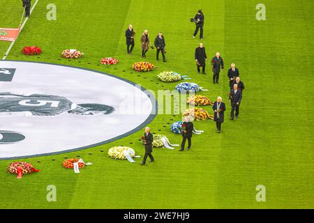 Ehemalige Fußballnationalspieler verabschieden sich von Franz Beckenbauer, FC Bayern München Bestattungsdienst für Franz Beckenbauer, Allianz Arena Stockfoto