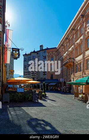 Hotel Restaurant Goldener Adler, Wandmalereien, Fußgängerzone Stockfoto