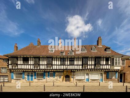 St Williams College. Ein mittelalterliches Fachwerkgebäude an der College Street York, Großbritannien Stockfoto