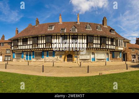 St Williams College. Ein mittelalterliches Fachwerkgebäude an der College Street York, Großbritannien Stockfoto