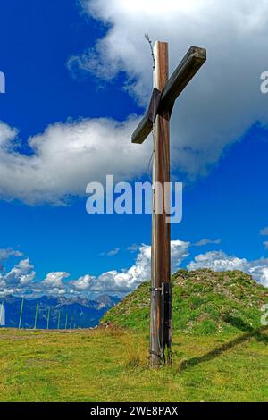 Berg, Hoadl, Höhe 2260 Meter, Gipfelkreuz Stockfoto