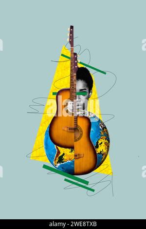 Vertikale kreative Composite-Foto-Collage der afroamerikanischen Frau spielen Gitarre Reise über die Welt isoliert auf blauem Hintergrund Stockfoto