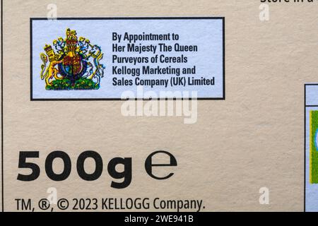 Nach Bestellung an Ihre Majestät, die Königin, die Getreidelieferant Kellogg Marketing and Sales Company Limited - Royal Warrant on Kelloggs Frosted Wheats Box Stockfoto