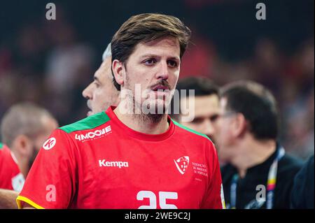 Hamburg, Deutschland. Januar 2024. Antonio Areia (Portugal, #25) GER, Niederlande vs. Portugal, Handball, Maenner, EHF Euro 2024, Hauptrunde 2, Spieltag 4, 23.01.2024 Foto: Eibner-Pressefoto/Marcel von Fehrn Credit: dpa/Alamy Live News Stockfoto