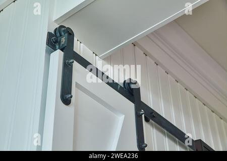Moderne Schwarze Schiebetür Hardware Nahaufnahme Stockfoto