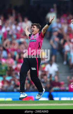 24. Januar 2024; Sydney Cricket Ground, Sydney, NSW, Australien: Big Bash T20 League Final, Sydney Sixers gegen Brisbane Heat; Sean Abbott von Sydney Sixers spricht den Schiedsrichter an Stockfoto