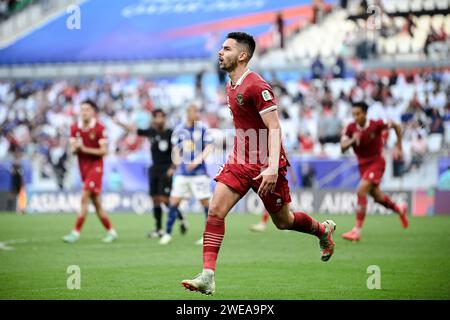 Doha. Januar 2024. Sandy Walsh von Indonesien feiert das Tor während des Gruppenspiels zwischen Japan und Indonesien beim AFC Asian Cup Qatar 2023 im Al Thumama Stadium in Doha, Katar, 24. Januar 2024. Quelle: Jiang Han/Xinhua/Alamy Live News Stockfoto