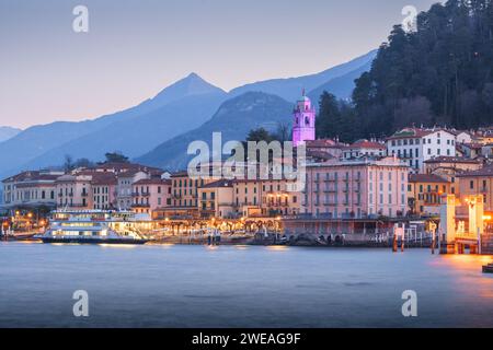 Bellagio, Italien am Comer See bei Sonnenaufgang. Stockfoto