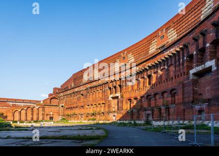 Innenhof der Kongresshalle in Nürnberg, ein riesiges Gebäude, das als Kongresszentrum für die NSDAP dienen sollte. Stockfoto