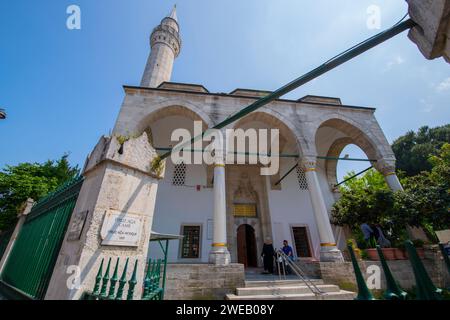 Die Firuz-Aga-Camii-Moschee wurde 1491 in Sultanahmet in der historischen Stadt Istanbul in der Türkei erbaut. Das historische Istanbul gehört zum UNESCO-Weltkulturerbe. Stockfoto