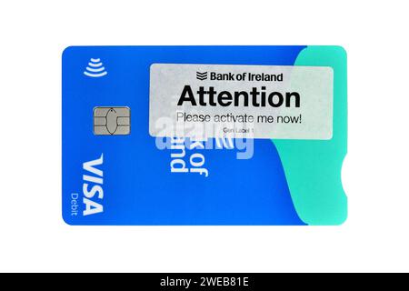 Bank of Ireland neue 2024 Visa Debitkarte isoliert auf weiß, Irland, Europa, EU Stockfoto