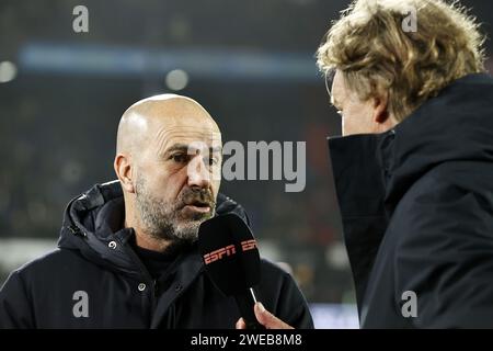 ROTTERDAM - PSV Eindhoven Trainer Peter Bosz beim TOTO KNVB Cup Spiel zwischen Feyenoord und PSV im Feyenoord Stadium de Kuip am 24. Januar 2024 in Rotterdam, Niederlande. ANP MAURICE VAN STEEN Stockfoto