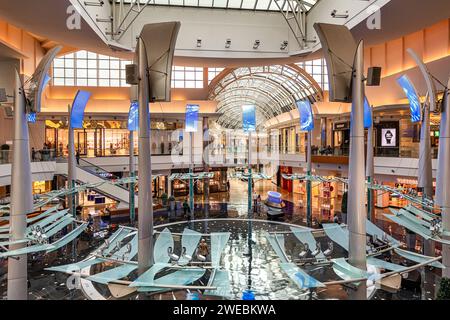 Millenia Mall Atrium. Stockfoto