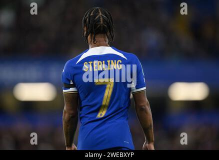 23. Januar 2024: Chelsea gegen Middlesbrough – Halbfinale des EFL Cup – Stamford Bridge. Chelsea's Raheem Sterling in Aktion. Bild : Mark Pain / Alamy Live News Stockfoto