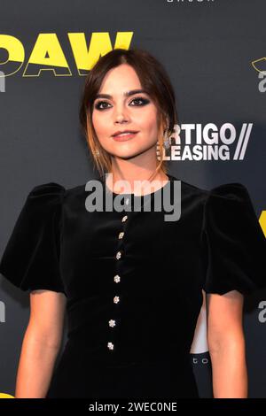 Middlesbrough, Großbritannien. Januar 2024. Jenna Coleman wurde bei der britischen Premiere des Action-Thrillers „Jackdaw“ in Middlesbrough gezeigt. Der Film (unterstützt von Tees Valley Combined Authority und North East Screen) wurde im Nordosten Englands gedreht und wurde von Jamie Childs gedreht. Die Hauptrollen waren Oliver Jackson-Cohen, Jenna Coleman, Thomas Turgoose und der Schauspieler Joe Blakemore aus dem Nordosten. Quelle: James Hind/Alamy Live News. Stockfoto