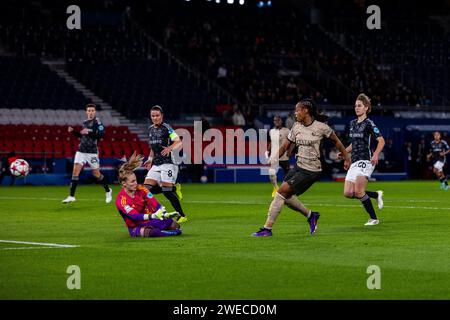 Frankreich. Januar 2024. Marie-Antoinette Katoto (9 PSG) erzielte beim Spiel der UEFA Women's Champions League zwischen Paris Saint Germain und Ajax Amsterdam im Parc des Princes in Paris, Frankreich. (Pauline FIGUET/SPP) Credit: SPP Sport Press Photo. /Alamy Live News Stockfoto