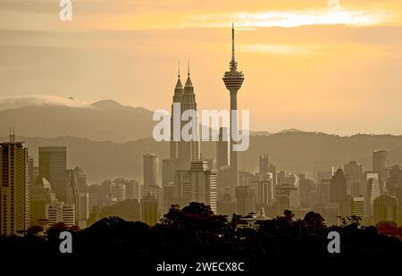 Sonnenaufgang in Kuala Lumpur City, Malaysia Stockfoto