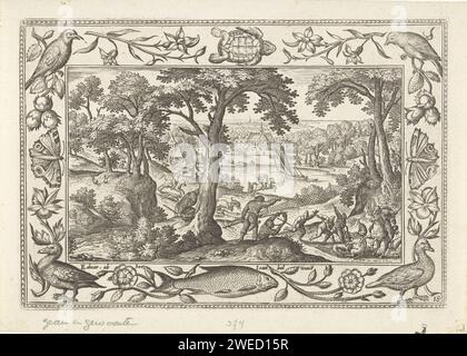 Zwijnenjacht, Adriaen Collaert, nach Hans Bol, 1582 - 1586 Print Waldlandschaft mit Schweinejagd. Im Vordergrund wird ein Wildschwein von Hunden angegriffen und von Jägern erstochen. Der Druck enthält eine dekorative Liste von Blumen und Tieren. Er ist Teil einer vierbeinigen Serie von Landschaften mit biblischen, mythologischen Szenen und Jagdszenen. Antwerpener Papiergravurinsekten: Schmetterling (+ Ziervarianten von Tieren). Wasservögel: Ente. Wildschweinjagd. Wald, Holz. Blumen  Ornament. Ziervögel. Schildkröten, Schildkröten (+ Ziervarianten von Tieren). Fische (+ Ziervarianten von Tieren Stockfoto