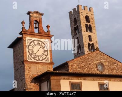 Basilika di Santa Maria, Piazza Buondelmonti Impruneta, Toskana, Italien, historische Kirche Stockfoto