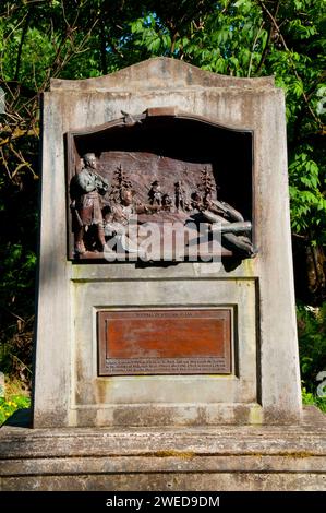 Clark Monument (von Lewis und Clark) in McKenzie Head, Cape Disappointment State Park, Lewis and Clark National Historical Park, Washington Stockfoto