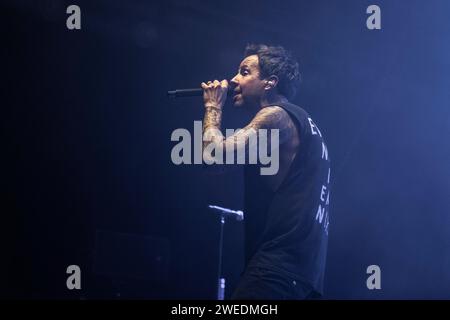 Simple Plan tritt im Sant Jordi Club, Barcelona, 22. Januar 2024 auf. Fotograf: Ale Espaliat Stockfoto