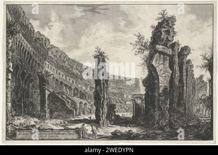 Interieur Van Het Colosseum Te Rome, Giovanni Battista Piranesi, 1748 - 1778 Druckseite im Kolosseum in Rom. Titel auf Block unten links. Rom-Papier mit Blick auf die Stadt und Landschaft mit künstlichen Konstruktionen. Landschaft mit Ruinen. Ruine eines Gebäudes  Architektur. theater (Gebäude) - AA - Freiluftvorführungen Rom. Kolosseum Stockfoto