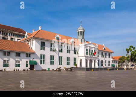 Jakarta History Museum, auch bekannt als Fatahillah Museum oder Batavia Museum, in der Altstadt von Jakarta, Indonesien Stockfoto