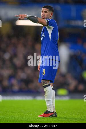 23. Januar 2024: Chelsea gegen Middlesbrough – Halbfinale des EFL Cup – Stamford Bridge. Chelsea's Enzo Fernandez in Aktion. Bild : Mark Pain / Alamy Live News Stockfoto