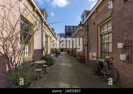 Sieben Gassen, eines der wenigen verbleibenden Beispiele von Arbeitervierteln in der Stadt Utrecht, Niederlande, Europa. Stockfoto