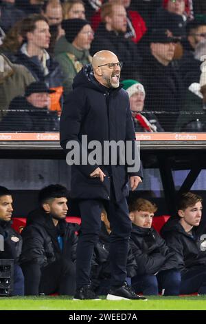 ROTTERDAM, NIEDERLANDE - 24. JANUAR: Cheftrainer Peter Bosz (PSV) während des Eredivisie-Spiels zwischen SC Feyenoord und PSV Eindhoven am 2. Januar in de Kuip Stockfoto