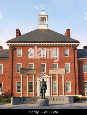 Thurgood Marshall Memorial in Annapolis, Maryland, USA. Das Denkmal ehrt den ersten afroamerikanischen Richter am Obersten Gerichtshof. Stockfoto