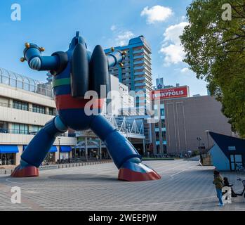 Tetsujin 28-Go Statue (Gigantor) Wakamatsu Park Stockfoto