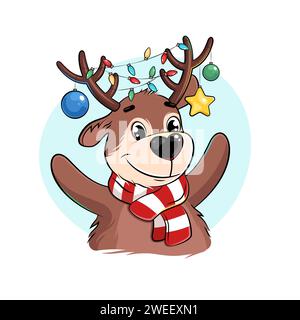 Weihnachtliches Hirsch, süßes Karikaturkitz mit hellem Girlanden und weihnachtsspielzeug auf seinen Hörnern Stock Vektor