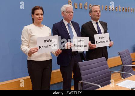 25. Januar 2024 - Deutschland, Berlin - Bundespressekonferenz zum Thema Antisemitismus in Deutschland nach dem 7. 23. Oktober - wo stehen wir und was können wir tum im Bild v.l. Dr. Andrea Despot, Vorstandsvorsitzende der Stiftung Erinnerung, Verantwortung und Zukunft EVZ, Dr. Josef Schuster, Präsident des Zentralrats der Juden in Deutschland, und Dr. Felix Klein, Beauftragter der Bundesregierung für jüdisches Leben in Deutschland und den Kampf gegen Antisemitismus. Quelle: Jurgen Heinrich www.jurgen-heinrich.com - Jürgen Heinrich - Seelingstrasse 17 - 14059 Berlin/Deutschland/Tyskland - Fon 49 171 8355 Stockfoto