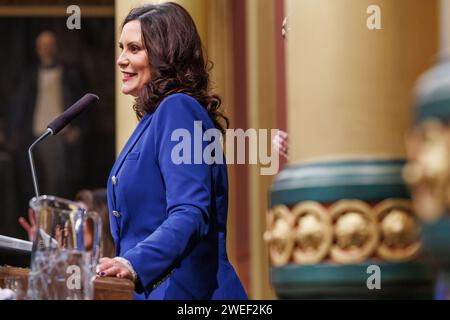 Gouverneur Gretchen Whitmer übergibt die State of the State Address an Mitglieder der Michigan Legislature in Lansing, Michigan am 24. Januar 2024. (Foto: Andrew Roth/SIPA USA) Stockfoto