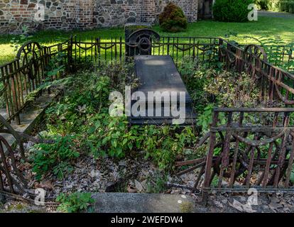 Evangelischer Dorffriedhof Alt-Stralau, Friedrichshain-Kreuzberg, Berlin, Deutschland Stockfoto