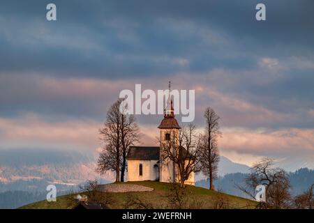 Sonnenaufgang über der St. Thomas Kirche Stockfoto