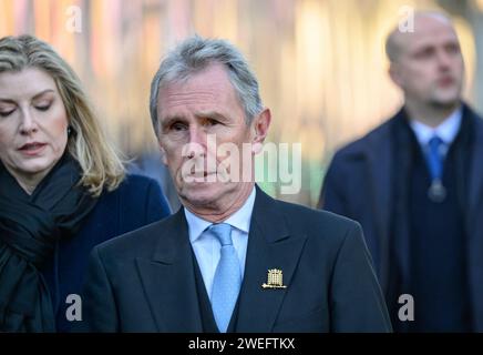 Nigel Evans Abgeordneter (Con: Ribble Valley) Stellvertretender Sprecher im Unterhaus verlässt die Gedenkfeier für Betty Boothroyd, ehemalige Sprecherin der Hou Stockfoto