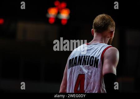 Varese, Italien. Januar 2024. Niccolo Mannion #4 von Itelyum Varese wurde am 24. Januar 2024 beim FIBA Europe Cup 2023/24 in der zweiten Runde der Gruppe N zwischen Itelyum Varese und Niners Chemnitz in der Itelyum Arena in Varese, Italien gesehen Stockfoto