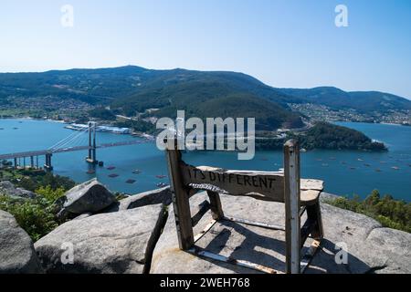 Blick auf eine der so genannten besten Bank der Welt in Vigo - Spanien Stockfoto