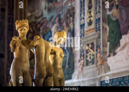 Siena, Italien - 26. Juli 2023: Innere der Kathedrale von Siena in der Toskana, Italien Stockfoto