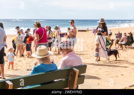 Australien Day Frühstück im Newport Beach Reserve an Sydneys nördlichen Stränden versammeln sich australier an diesem öffentlichen Feiertag, um den offiziellen Nationalfeiertag Australiens zu feiern. Am 26. Januar 1788 wurde die erste Flotte gelandet und Arthur Phillip die britische Union Flag in Sydney Cove in New South Wales anhebt. 26. Januar 2024 Sydney Australia, Credit Martin Berry@alamy Live News. Stockfoto